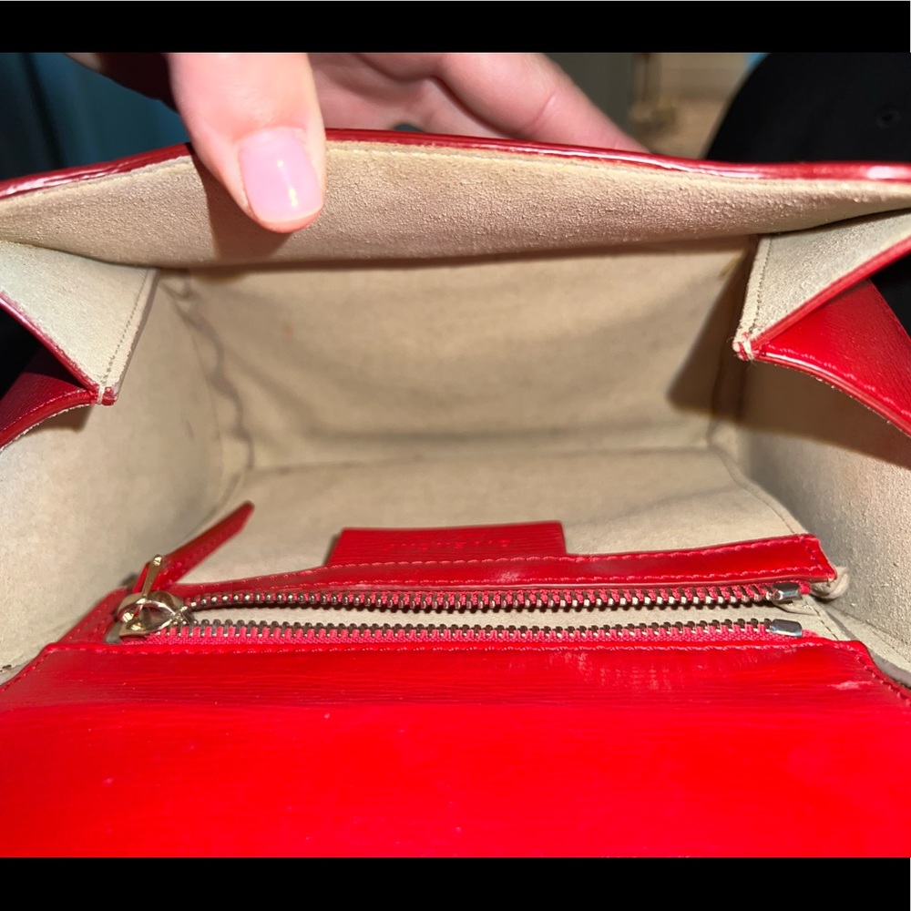 Givenchy Classic Red Crossbody. Dust Bag Included. - Picture 6 of 6